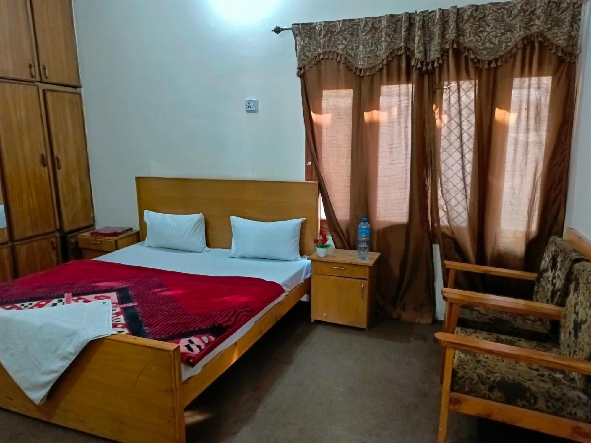 See Motel Muzaffarabad Kültér fotó